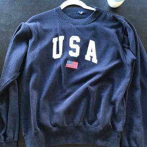 Brandy Melville USA sweatshirt